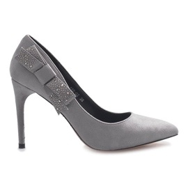 Graue Absätze mit Bordeaux-Schleife