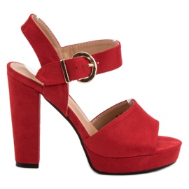 SHELOVET Rote Sandalen auf der Plattform