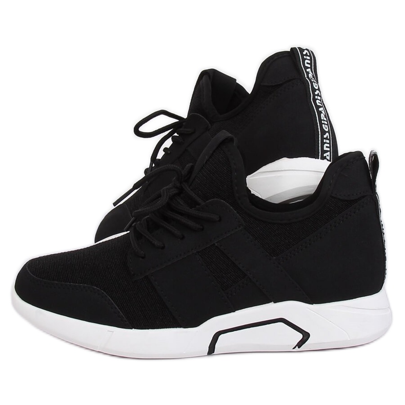 Schwarze Sportschuhe X-9762 Schwarz