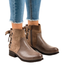 Khaki Wildleder isolierte Stiefel C562 mehrfarbig grün