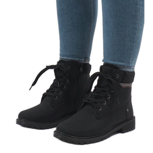 Schwarze isolierte Stiefel NR06-1