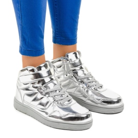 Silber lackierte Sneaker XW7082 grau