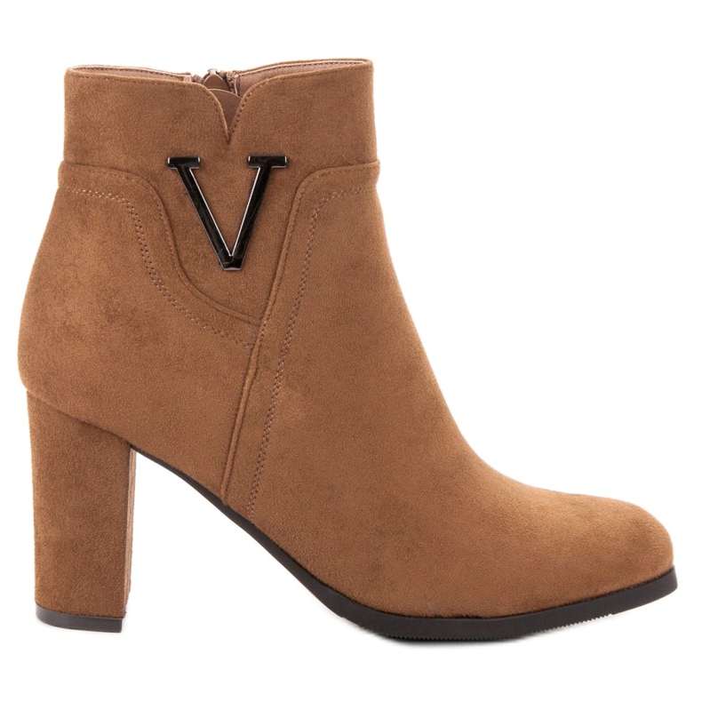 Vinceza Wildleder Booties auf einer Bar braun
