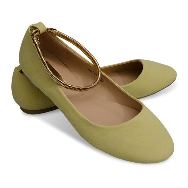 Ballerinas Schöne Dekoration am Knöchel A607 Gelb