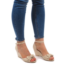 Keilsandalen F1-43 Beige