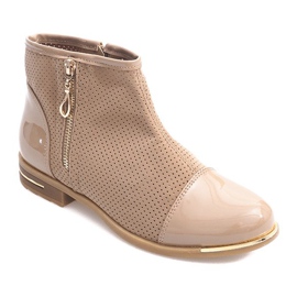 Elegante Stiefel mit Lochmuster B8107 Beige