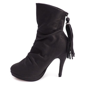 Hohe Stiefel auf einer Nadel 1020 Grau