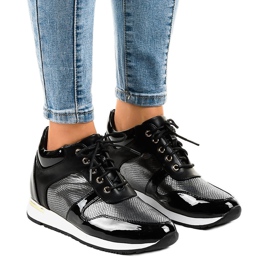 Schwarze Sneaker mit Schnürsenkeln S0054-1