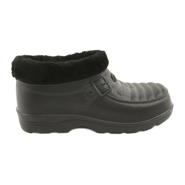 Atletico Galoschen mit Fell isoliert schwarz