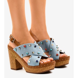 Blaue Sandalen auf Plattform 1669