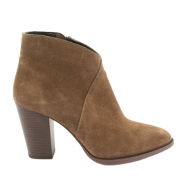 Badura Wildlederstiefeletten am Pfosten braun