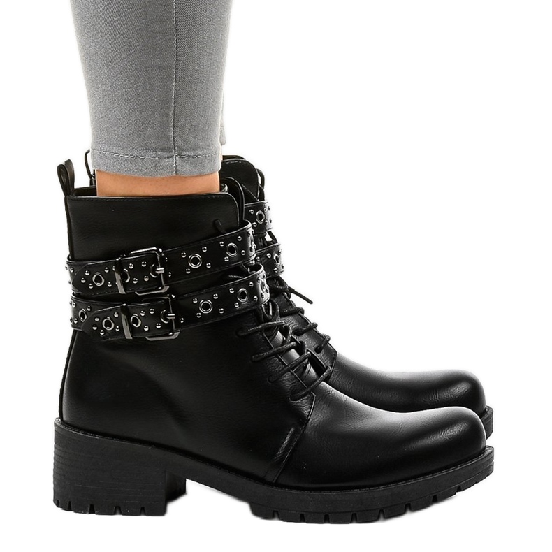 Schwarze Stiefel mit Schnallen 9996-7