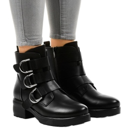 Schwarze flache Damenstiefel mit Schnallen BZ66010