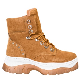 Seastar Trapper auf der Plattform braun