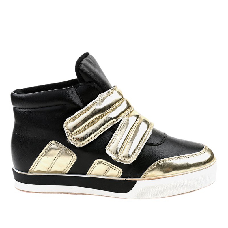 Schwarze isolierte Sneaker auf dem Keil GF-ZM26