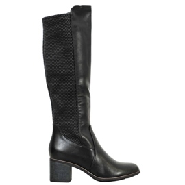 Filippo Stiefel auf einer Säule schwarz