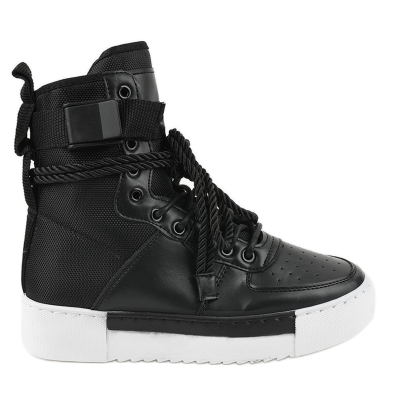 Schwarze flache Sneakers Y-026