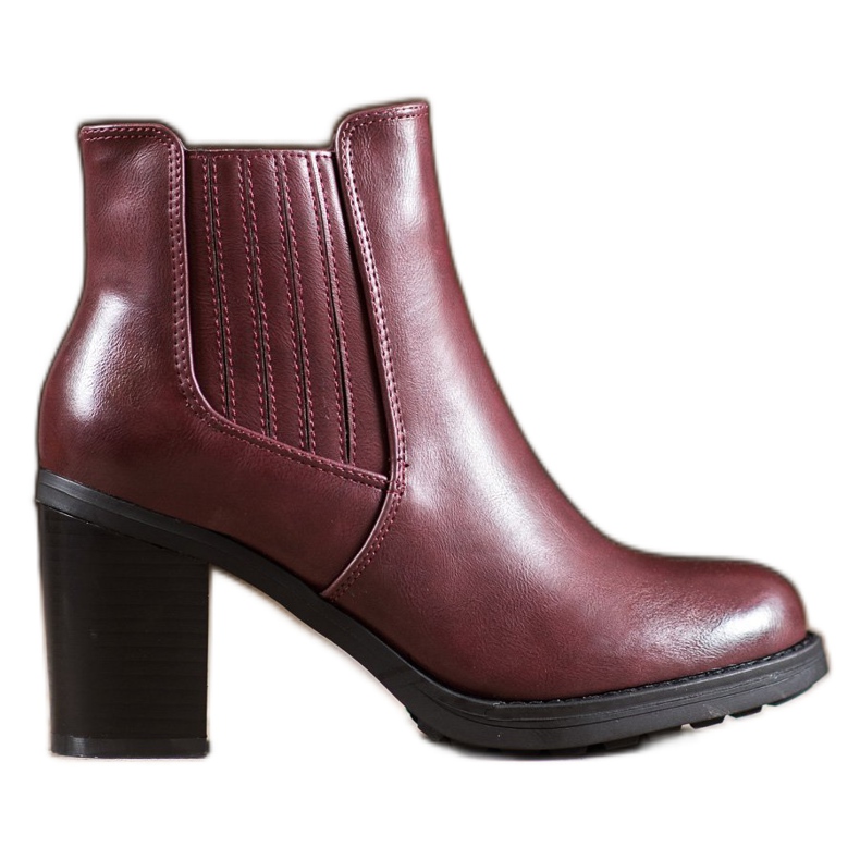 Comer Stiefel aus Ökoleder rot