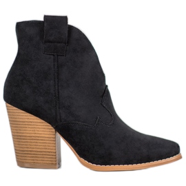 Wildleder-Cowboystiefel auf der Säule schwarz