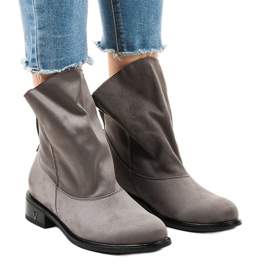 Graue flache isolierte Stiefel 6672-7