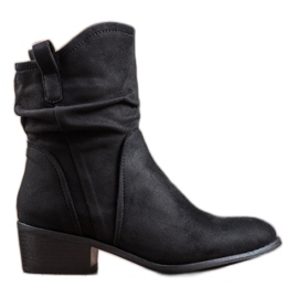 Super Mode Warme Cowgirls auf der Post schwarz