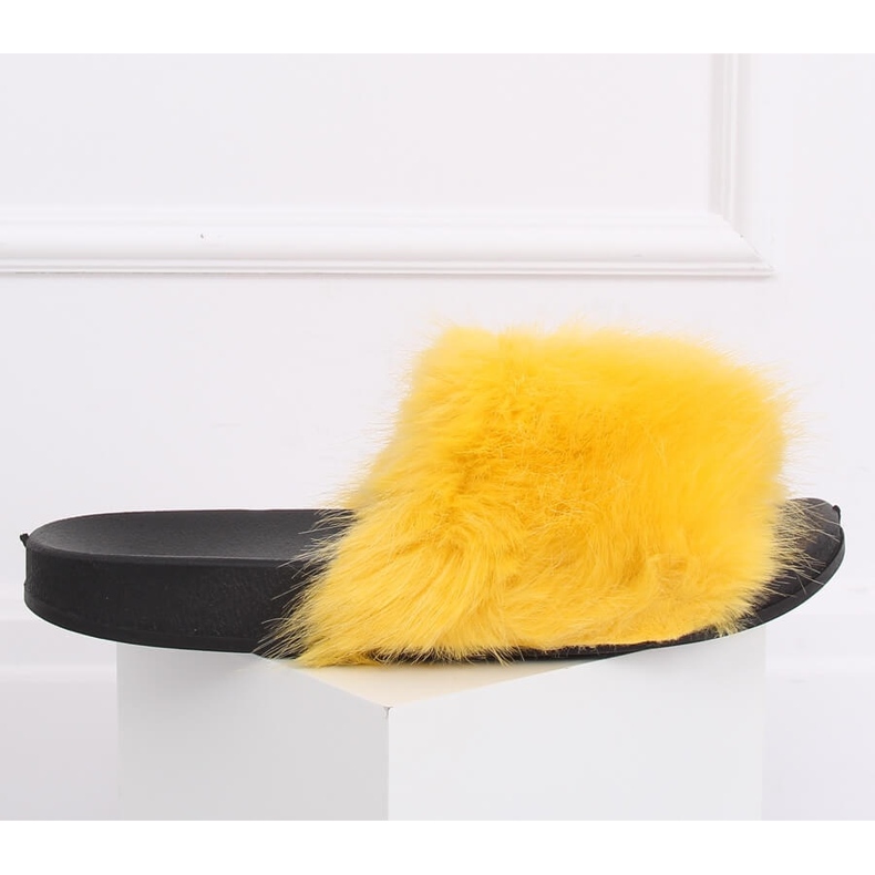 Gelbe Flip-Flops mit Fell CK107P Gelb