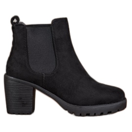 SDS Bequeme Chelsea Boots auf einem Pfosten schwarz