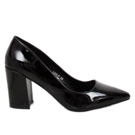 Pumps am Pfosten schwarz LE061P Black Ii Qualität