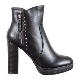 Kayla Stiefel auf einem Pfosten schwarz