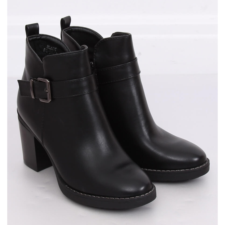 Schwarze Stiefel mit weitem Absatz BM-9078 Black