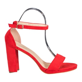 Goodin Wildledersandalen auf einer Bar rot