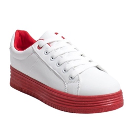 Weiße Turnschuhe auf einer dicken roten Sohle W-68