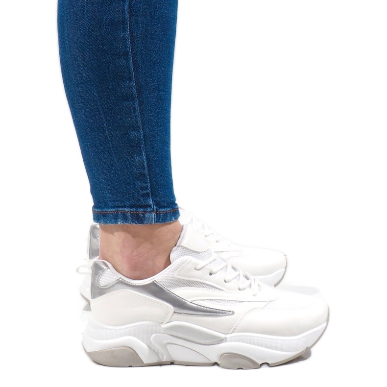 Weiße Sport-Sneaker SX001-9