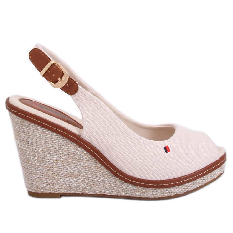 Sandalen auf einem beigen Keil R132P Beige