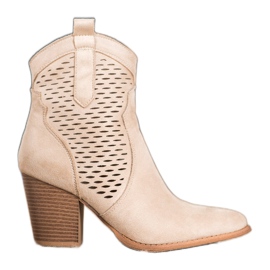 Seastar Durchbrochene Cowgirls auf einer Säule beige