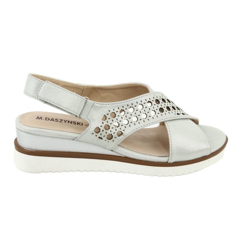 M.Daszyński Silberne Sandalen auf einem Keil Daszyński 1838 grau