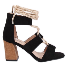 Schwarze Sandalen mit hohen Absätzen LL-229P Schwarz