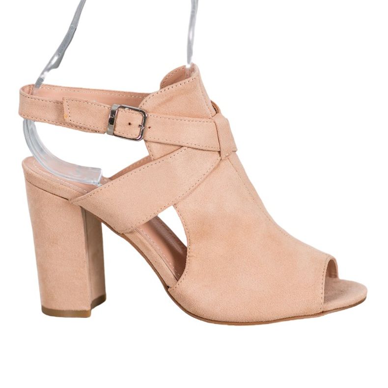 Seastar Stilvolle Sandalen an einer Bar braun