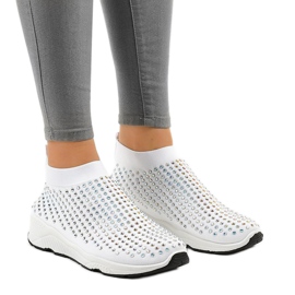 Weiße Sportschuhe mit Zirkonia LG27