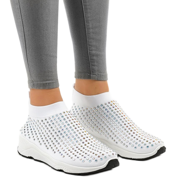 Weiße Sportschuhe mit Zirkonia LG27
