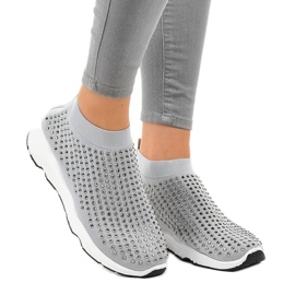 Graue Sportschuhe mit LG27 Zirkonias