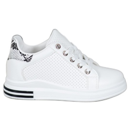 SHELOVET Durchbrochene Schuhe mit verstecktem Keil weiß