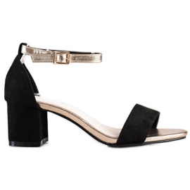 Goodin Elegante Sandalen an einer Bar schwarz