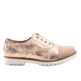 Goldene Slipper mit GF-FD9-Stollen