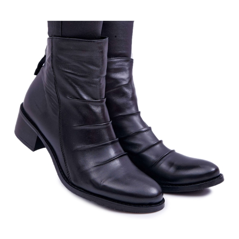 Damenstiefel Schwarzer flacher Absatz Naturleder Laura Messi