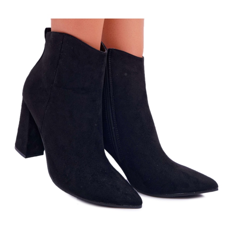 EVE Damenstiefel mit Absatz aus Spitz Wildleder Schwarz Summe