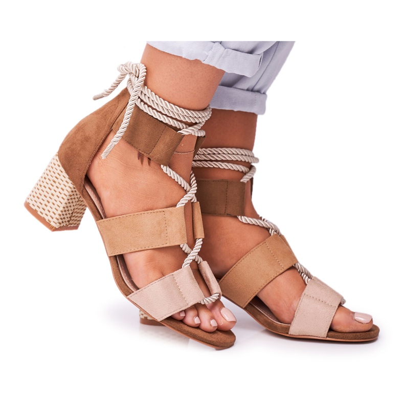 Bellucci Damen Sandalen mit Absatz Wildleder Beige Beckie