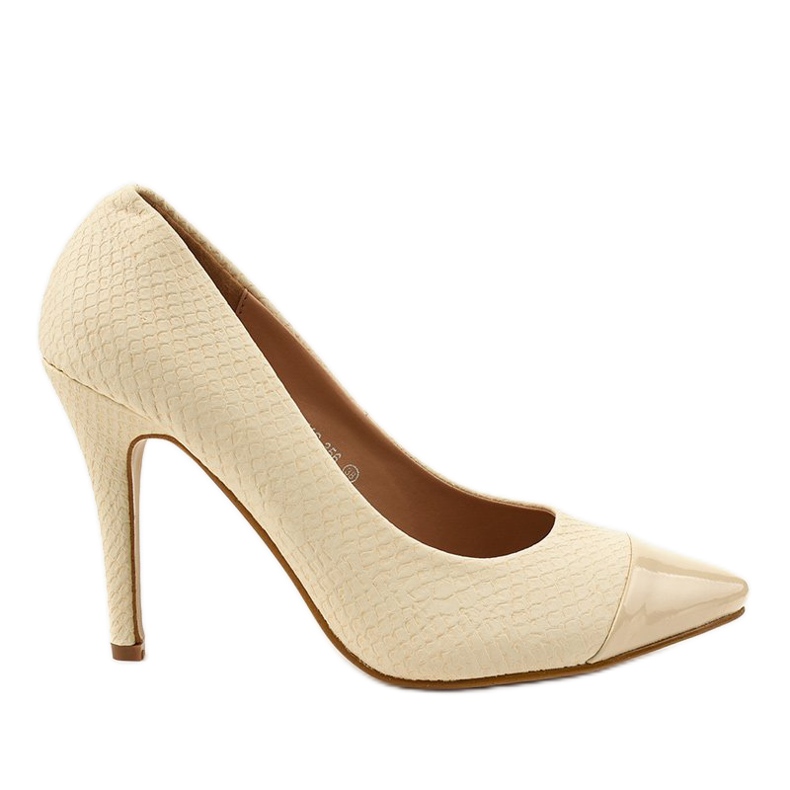 Beige Pumps an der YS-356 Ferse