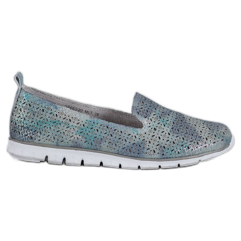 Filippo Lederlords auf der Plattform blau