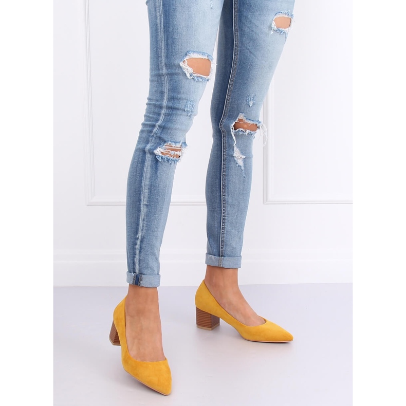 Pumps mit Holzabsatz CL75P Gelber Honig